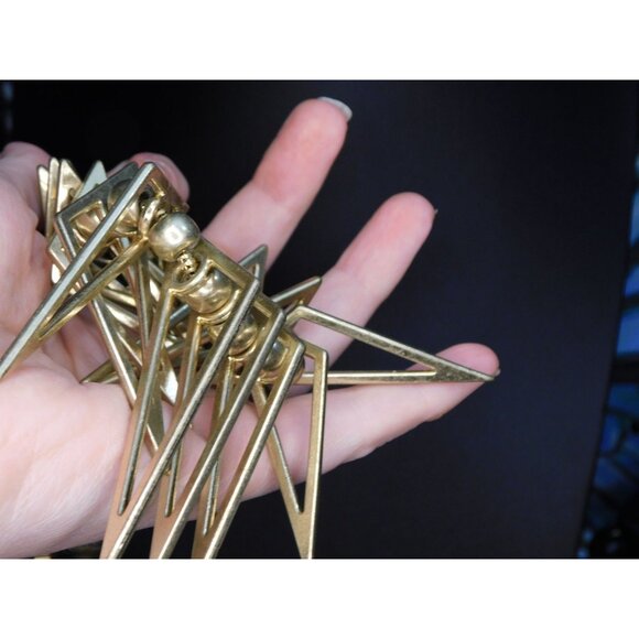 Geometric Open Triangle Spike Statement Necklace - Picture 2 of 4